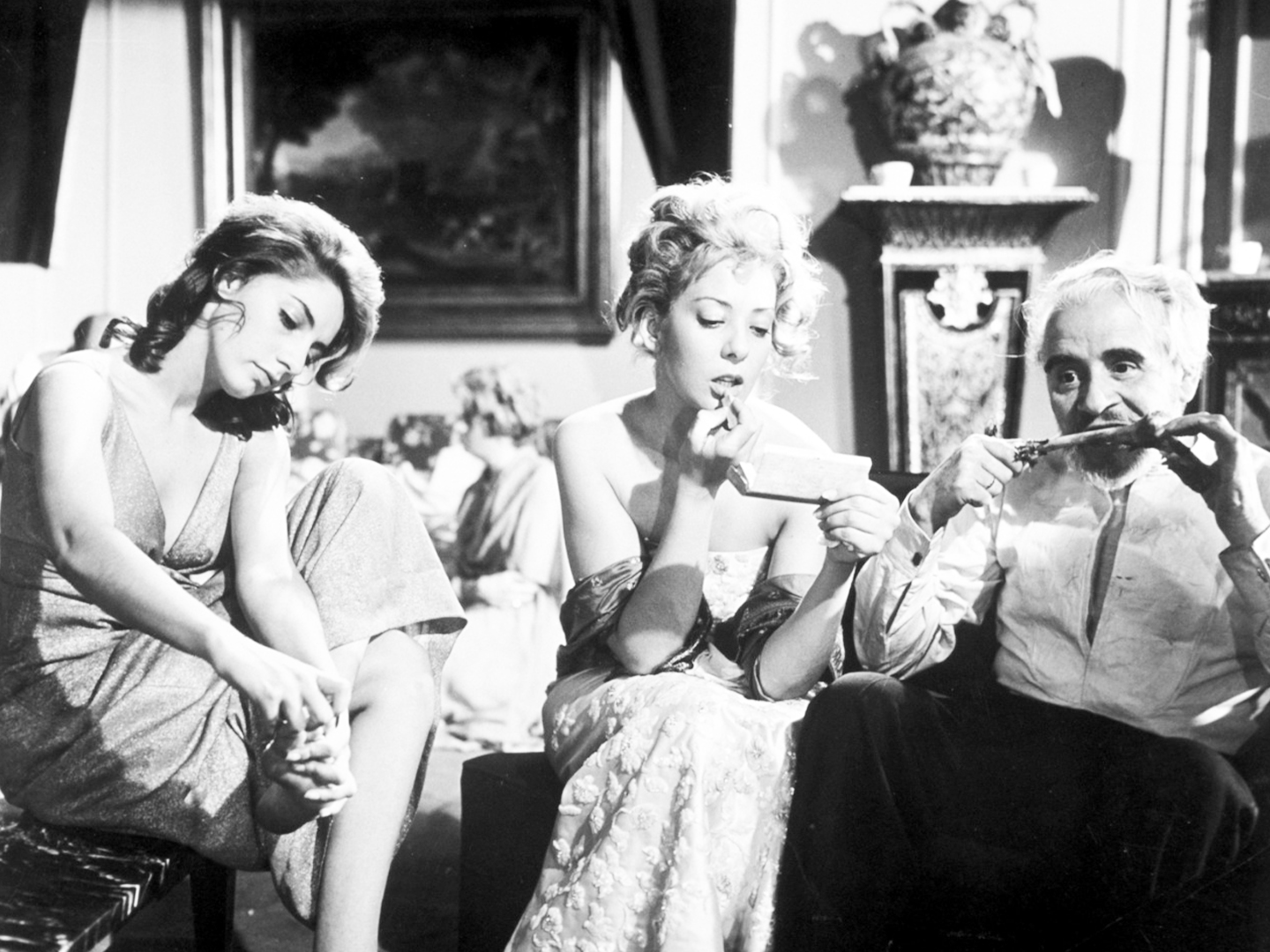 「シュルレアリスム100年映画祭」10月開催決定 メインビジュアル解禁　
新刊本「世界の名カメラマン大全」　ハリウッドとヨーロッパの撮影の名手を大特集
