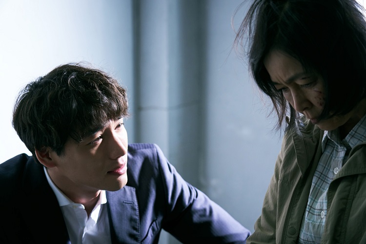 福士蒼汰&松本まりかW主演「湖の女たち」9月17日からNetflixで独占配信