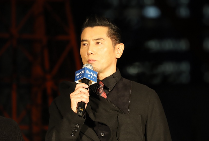 本木雅弘&小泉今日子「海の沈黙」公開直前イベント 東京タワー点灯式に登壇