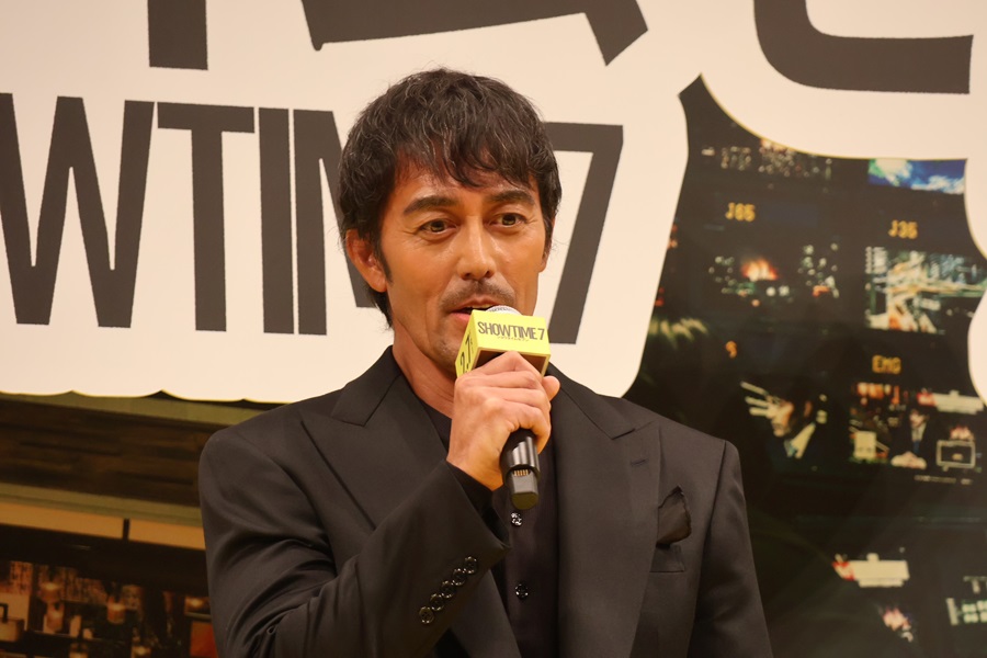映画「ショウタイムセブン」ジャパンプレミア 阿部寛、生見愛瑠、吉田鋼太郎、Perfume、渡辺一貴監督登壇