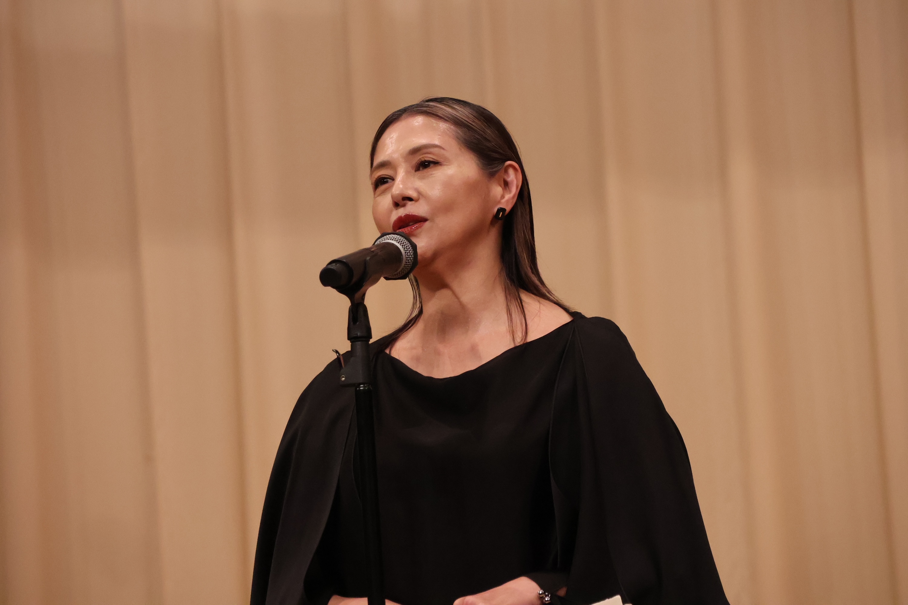 第67回ブルーリボン賞授賞式「侍スリッパ―」2冠　河合優実主演女優賞