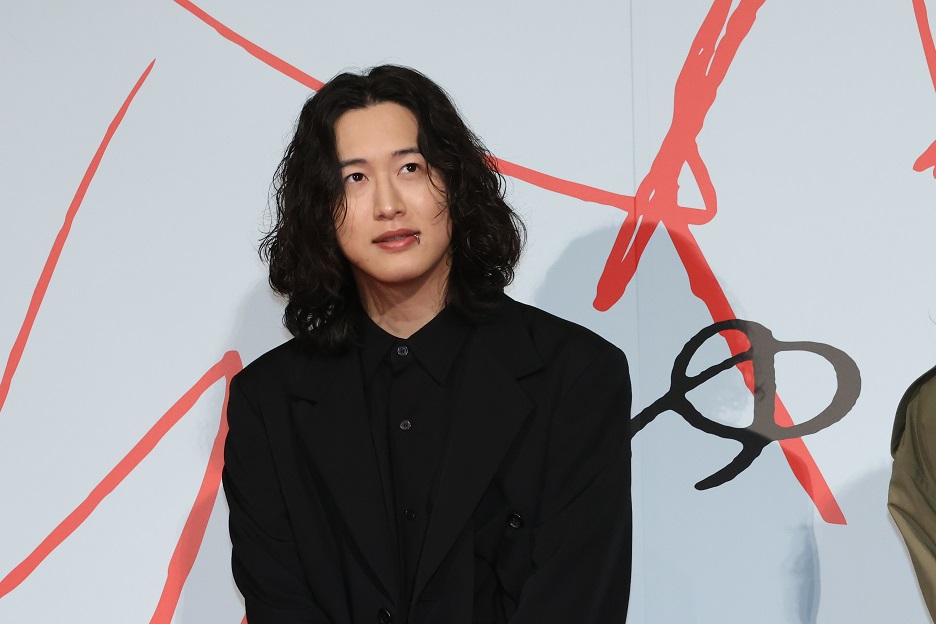 映画「ゆきてかへらぬ」公開記念舞台挨拶　広瀬すず、木戸大聖、岡田将生、キタニタツヤ、根岸吉太郎監督登壇