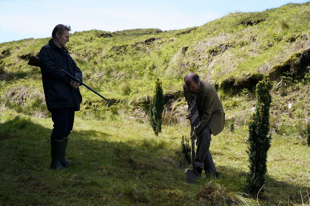 
映画「プロフェッショナル」リーアム・ニーソンが爆弾テロリストと対決する元殺し屋を熱演