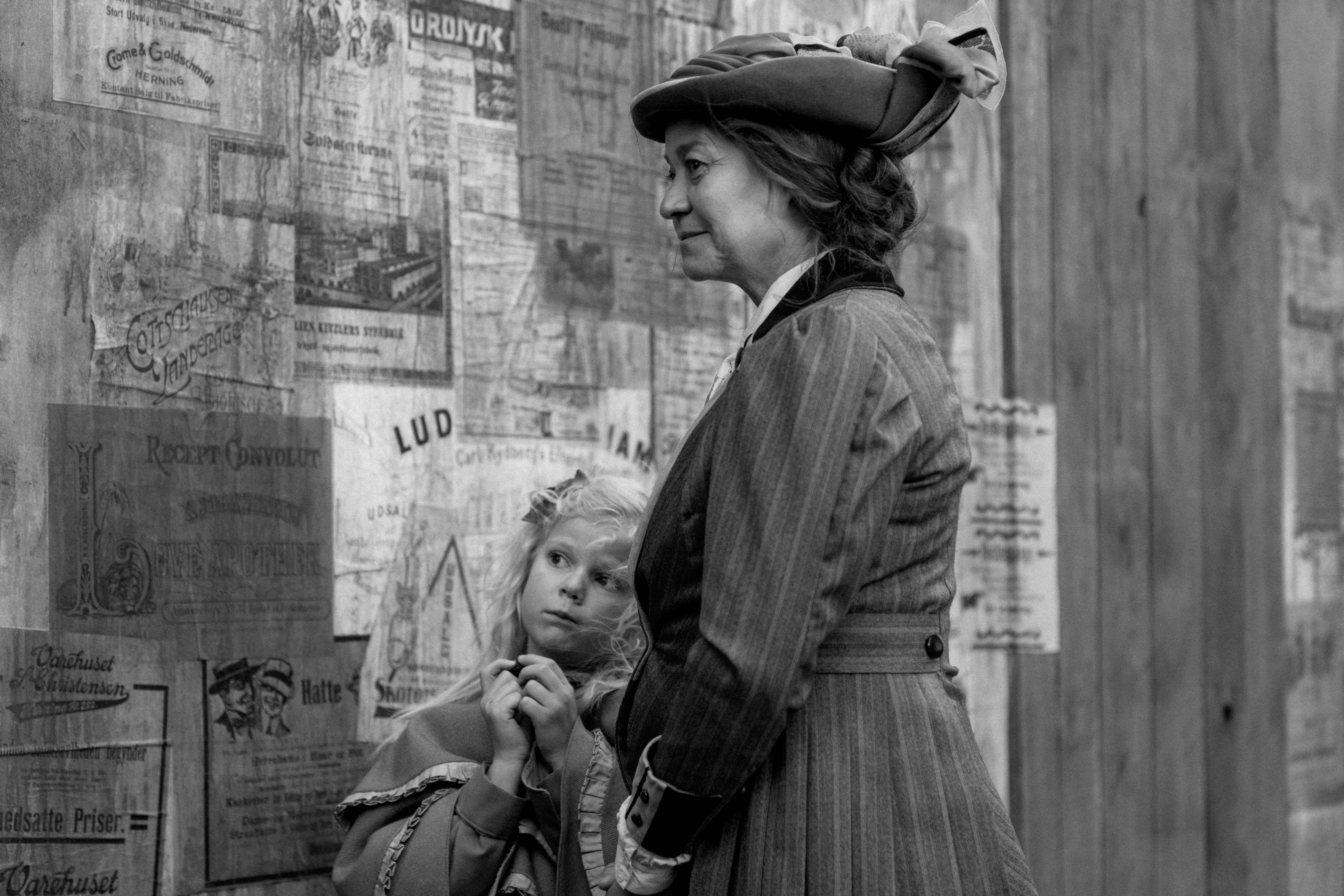 ゴシックミステリー映画「ガール・ウィズ・ニードル」　予告編＆キービジュアル公開