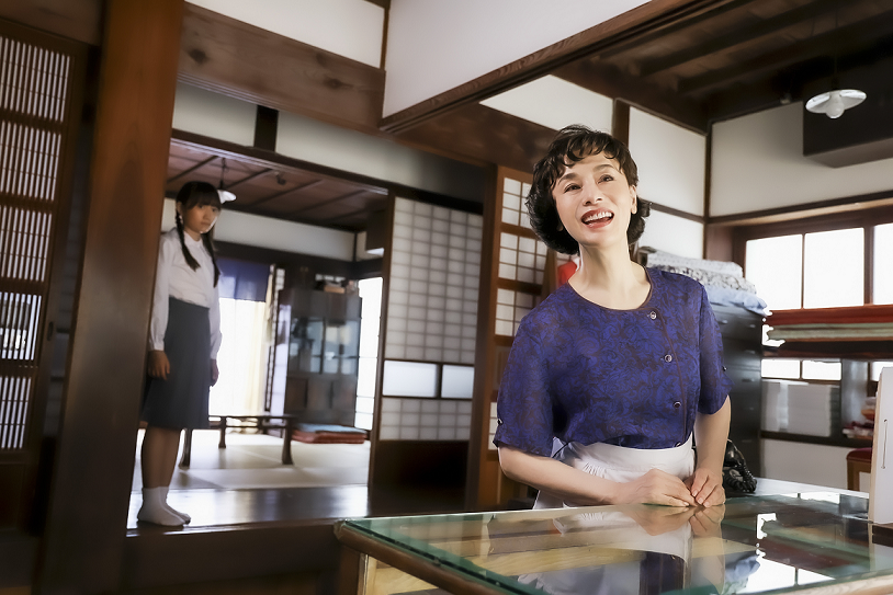 大地真央、映画初主演「ゴッドマザー〜コシノアヤコの生涯〜」完成披露上映会に”コシノ・ファミリー”が勢ぞろい
