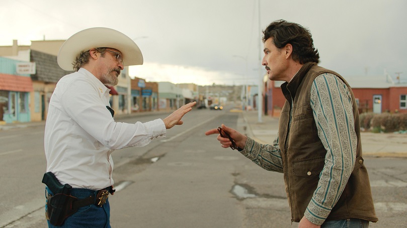 ホアキン・フェニックス主演、アリ・アスター監督最新作「エディントンへようこそ」　異次元の“炎上スリラー”