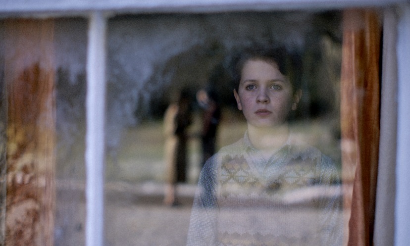 キリアン・マーフィー主演「決断するとき」日本版メインビジュアル、場面写真解禁
