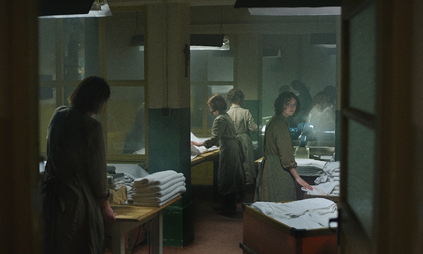 キリアン・マーフィー主演「決断するとき」日本版メインビジュアル、場面写真解禁
