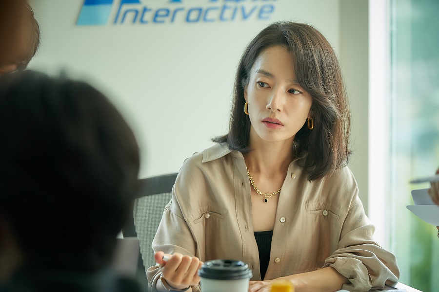 映画「ロビー! 4000 億円を懸けた仁義なき18 ホール」 監督・主演ハ・ジョンウらの特別メッセージ動画公開