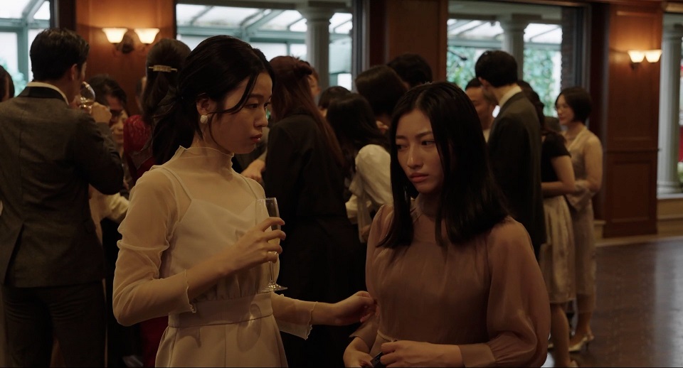 映画「い ろ は」　ノスタルジックな長崎で巻き起こる「ドロドロのダメ男巡り」と「ヒリつく姉妹の絆」の物語　予告編＆新規場面写真解禁
　